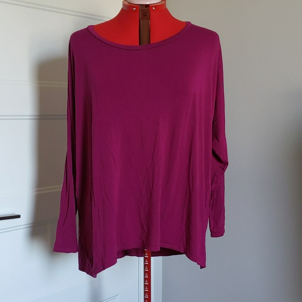 Magenta top